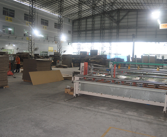 半自動(dòng)開槽機(jī)